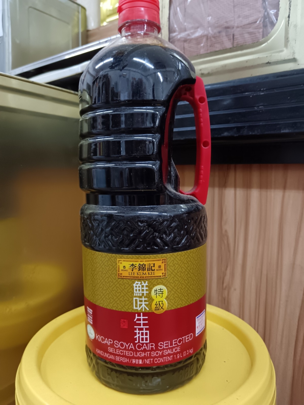 173692353075340_LKK_Selected_Light_Soy_Sauce_1.9Lx6_.jpg